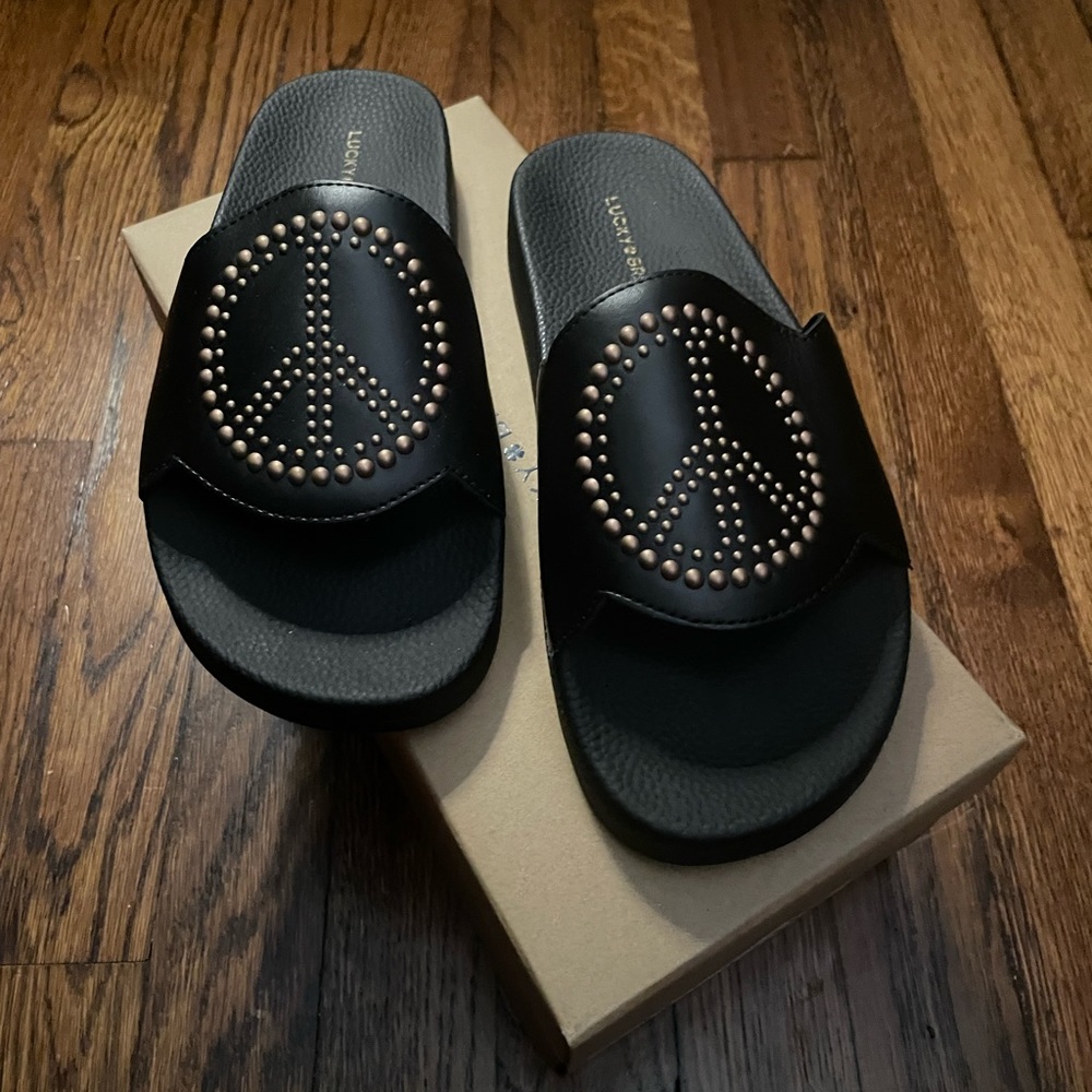 Lucky Brand Women’s Slides